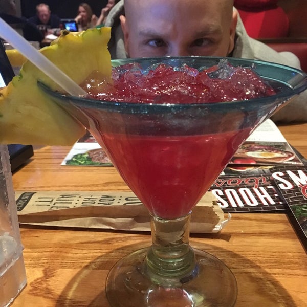 Photo taken at Chili&#39;s Grill &amp; Bar by Vannessa M. on 12/31/2016