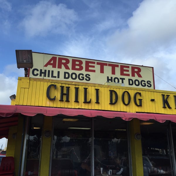 12/22/2015 tarihinde Jake M.ziyaretçi tarafından Arbetter&#39;s Hot Dogs'de çekilen fotoğraf