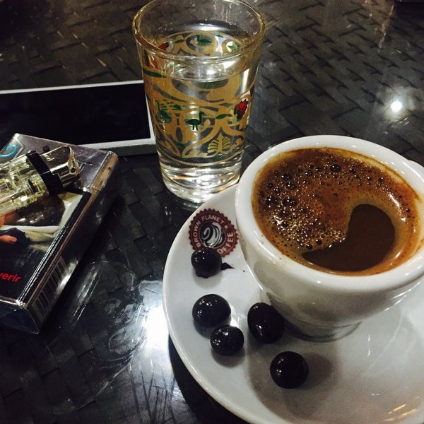Photo taken at Brown Planet Coffee by Damla Y. on 1/3/2016