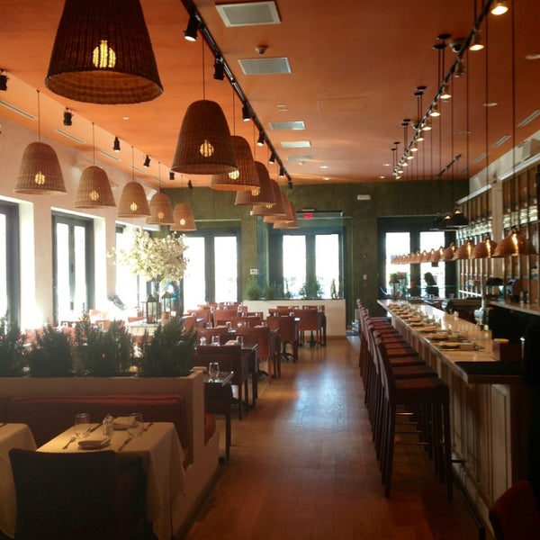 Fig & Olive 18 tips from 1006 visitors