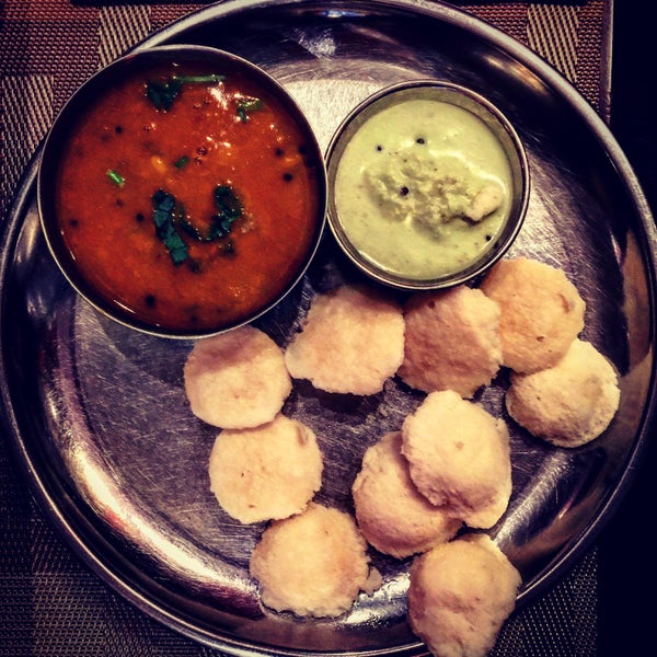 1/17/2016 tarihinde Deepak S.ziyaretçi tarafından Pongal Kosher South Indian Vegetarian Restaurant'de çekilen fotoğraf