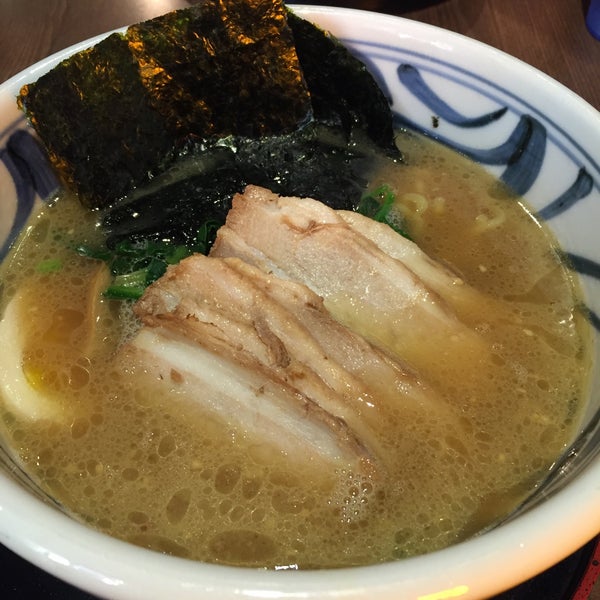 Снимок сделан в Jidaiya Ramen Dining пользователем Katsunori H. 12/27/2015