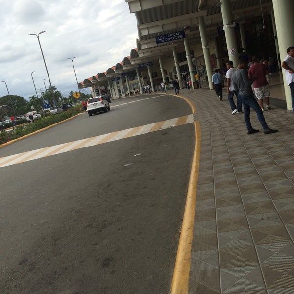 Снимок сделан в Aeropuerto Internacional del Cibao пользователем Wilmer N. 11/8/2015
