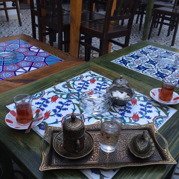 Photo prise au Dervişan Miskinler Kahvehanesi par Hüdanur G. le11/30/2015