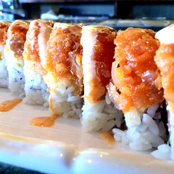 Foto diambil di Sushi Hana Fusion Cuisine oleh Sushi Hana Fusion Cuisine pada 11/6/2015