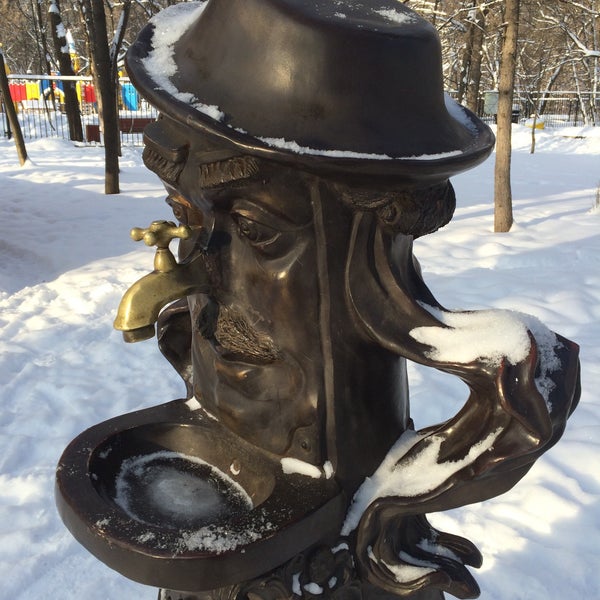 Памятник мойдодыру в москве