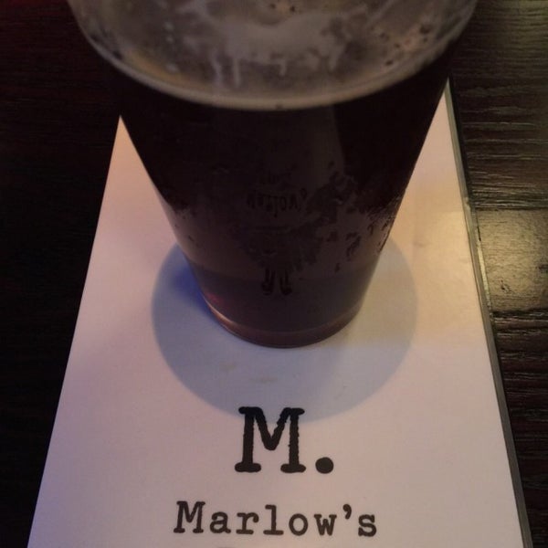 Foto tomada en Marlow&#39;s Tavern  por Michael R. el 12/28/2015