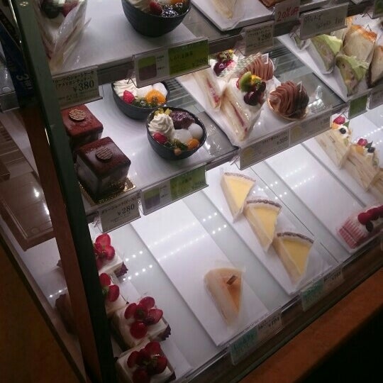 Photos At シャトレーゼ 京王堀之内店 Dessert Shop In 八王子市