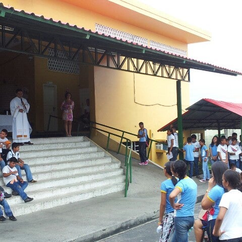 Escola Estadual Professora Diana Pinheiro - Middle School in Manaus