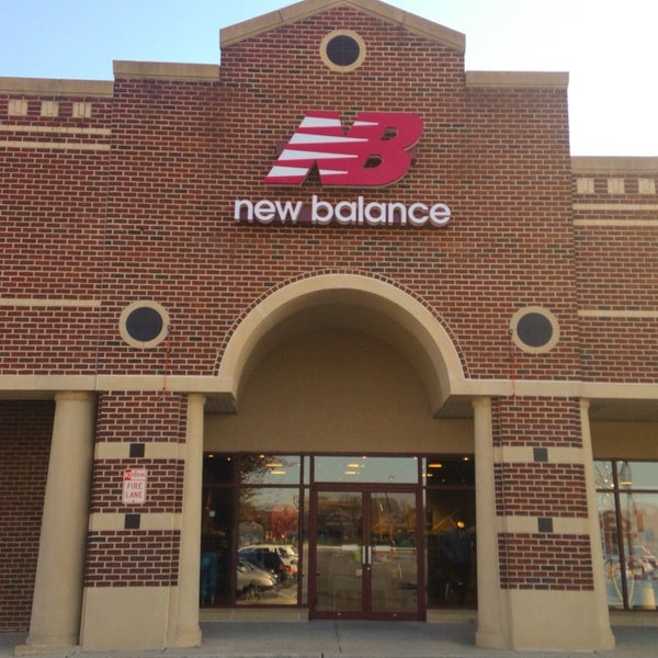 New Balance - Concord Square Shop 