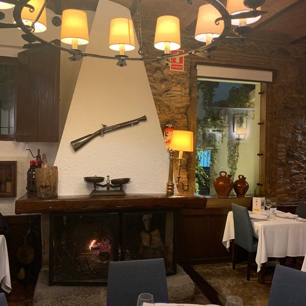 Das Foto wurde bei Restaurant El Trabuc von Вячеслав К. am 11/9/2018 aufgenommen