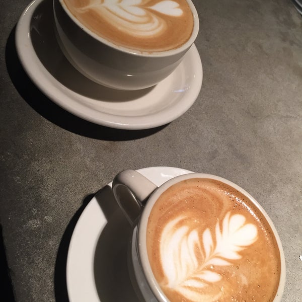 Foto tirada no(a) Coffee Foundry por Alice L. em 12/30/2015