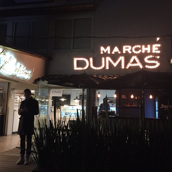 Foto tirada no(a) Marché Dumas por Baltazar S. em 11/20/2016