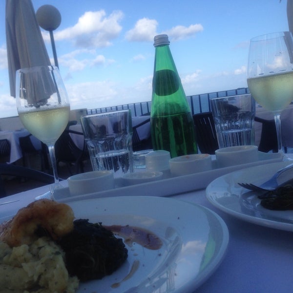 WOW, fantastic sea food with banana. Our menu was quite good and with a nice view over the sea