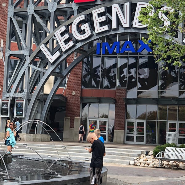 7/26/2018에 Jordan S.님이 Legends Outlets Kansas City에서 찍은 사진