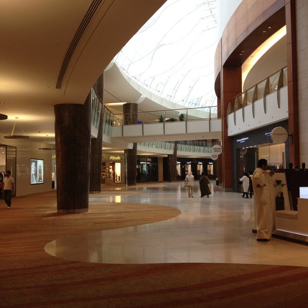 Foto diambil di 360° Mall oleh Mona A. pada 4/13/2013