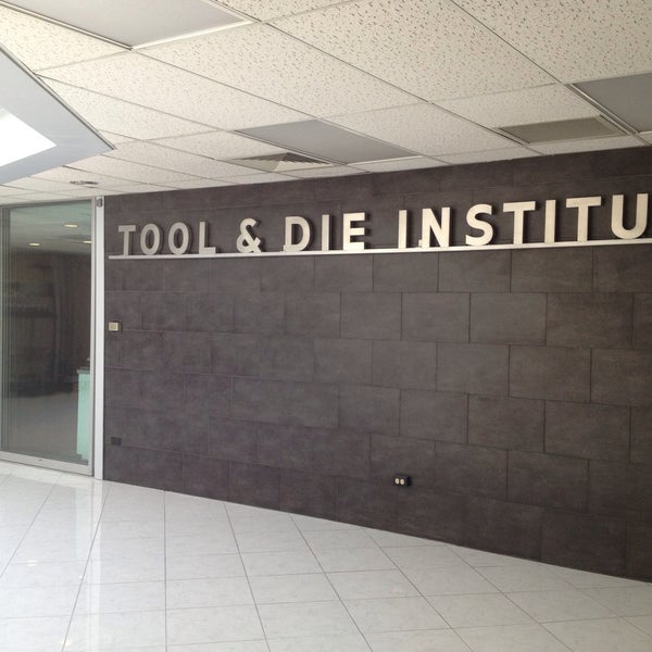 tooling & manufacturing association 18 visitors