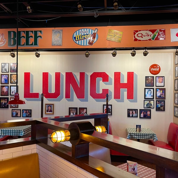 Portillo's Hot Dog Joint