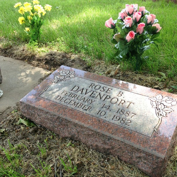 Lone Star Cemetery Cemetery in Pretty Prairie