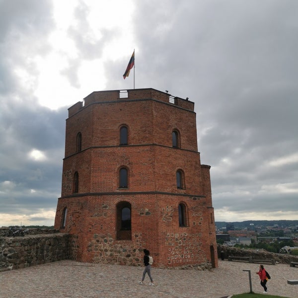 5/6/2024 tarihinde Velizar G.ziyaretçi tarafından Gedimino Pilies Bokštas | Gediminas’ Tower of the Upper Castle'de çekilen fotoğraf