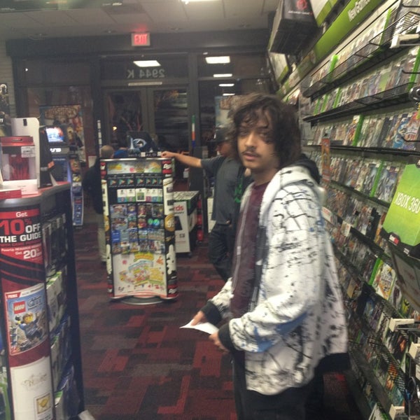 Game stop 2. Game stop 2