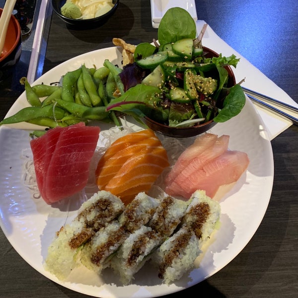 12/28/2018 tarihinde David M.ziyaretçi tarafından Ohya Sushi, Korean Kitchen &amp; Bar'de çekilen fotoğraf