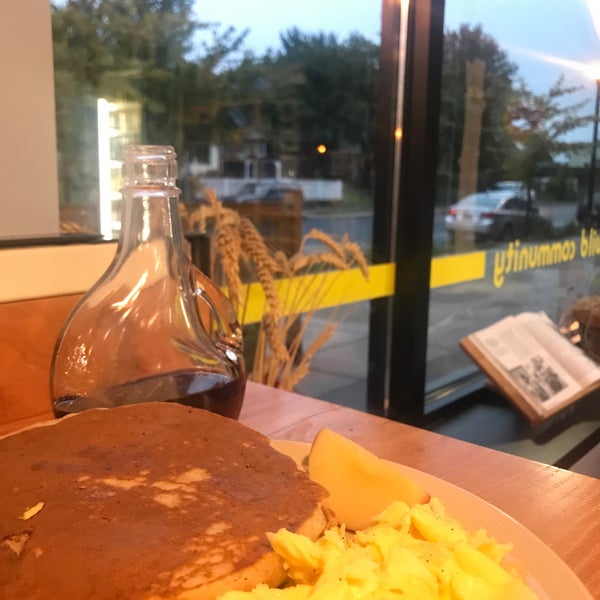 10/9/2018 tarihinde Reba K.ziyaretçi tarafından Butter Bakery Cafe'de çekilen fotoğraf