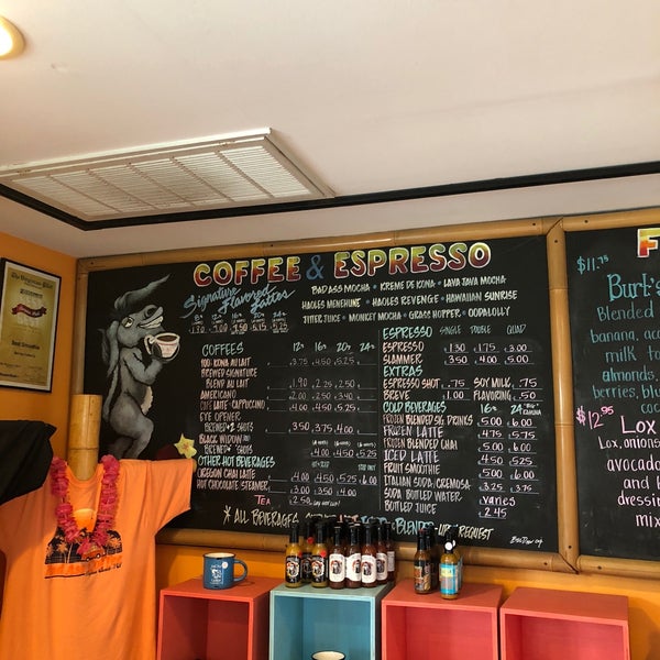 Photo taken at Bad Ass Coffee of Hawaii by Angela K. on 8/21/2018