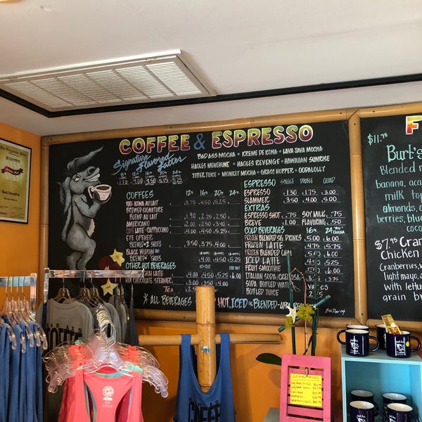 Photo taken at Bad Ass Coffee of Hawaii by Angela K. on 9/14/2019