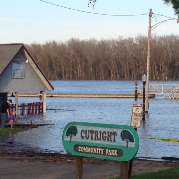 Banana's Beach Club Chillicothe, IL