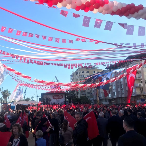 Das Foto wurde bei Mersin Tevfik Sırrı Gür Stadı von Bayram Ali E. am 2/2/2019 aufgenommen