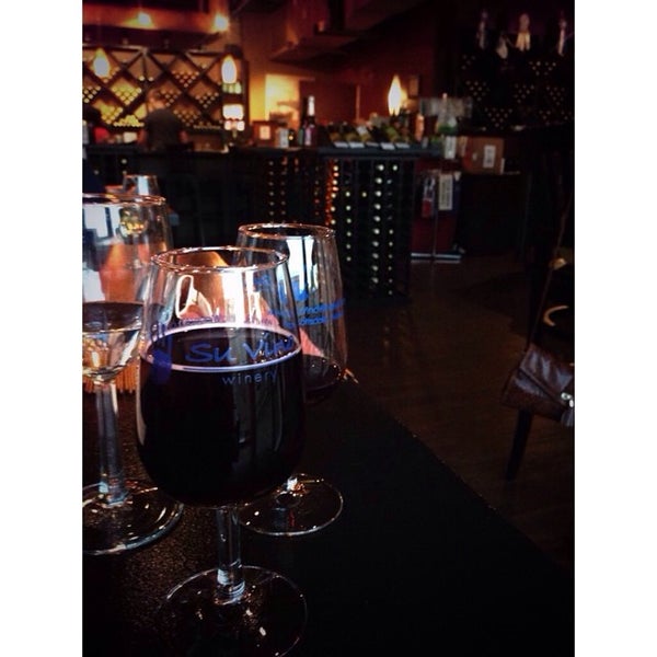 Foto tirada no(a) Su Vino Winery por Irene V. em 6/26/2014
