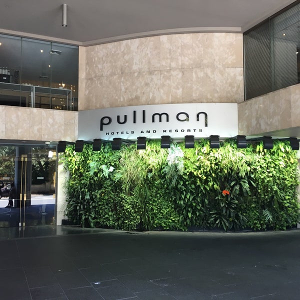 Das Foto wurde bei Pullman Sydney Hyde Park von alimin g. am 9/17/2017 aufgenommen