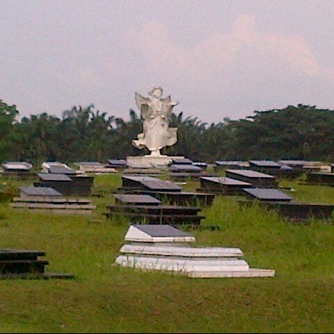 Photos At Pemakaman Taman Eden Gmi 1 Tip