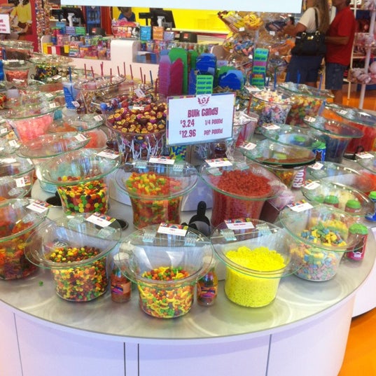 IT'SUGAR Candy Store in Delray Beach