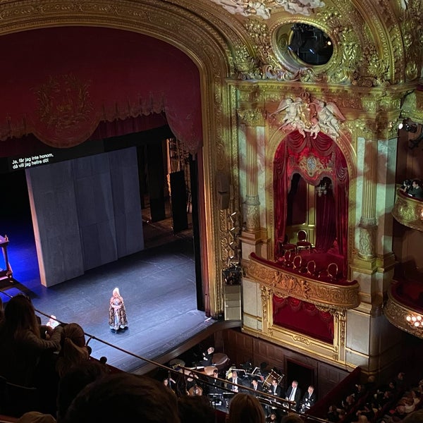 Foto scattata a Kungliga Operan da Nazanin il 4/23/2022
