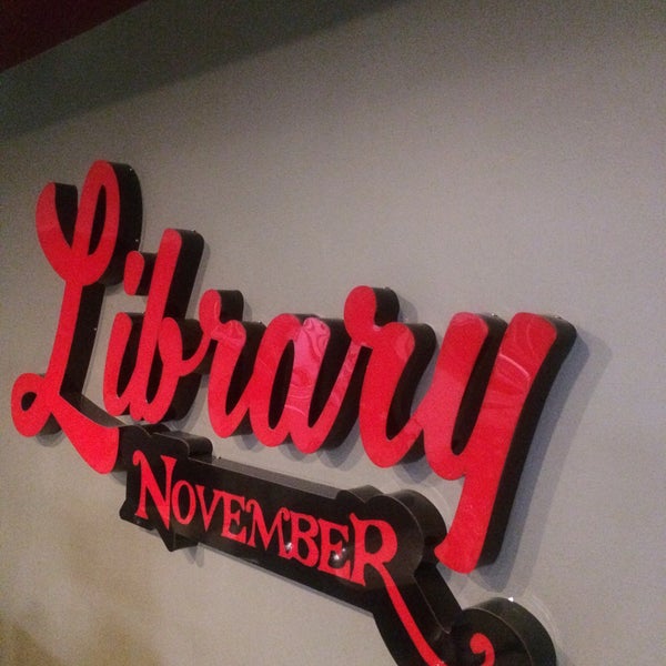Photo prise au Library November par HSN G. le11/18/2015