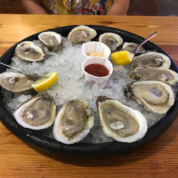 Das Foto wurde bei Quality Seafood Market von David H. am 8/25/2017 aufgenommen