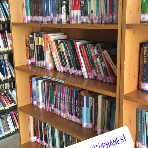 ataturk il halk kutuphanesi biblioteca em izmir