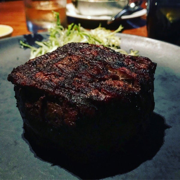 Das Foto wurde bei Nick + Stef’s Steakhouse von Irene M. am 8/13/2018 aufgenommen