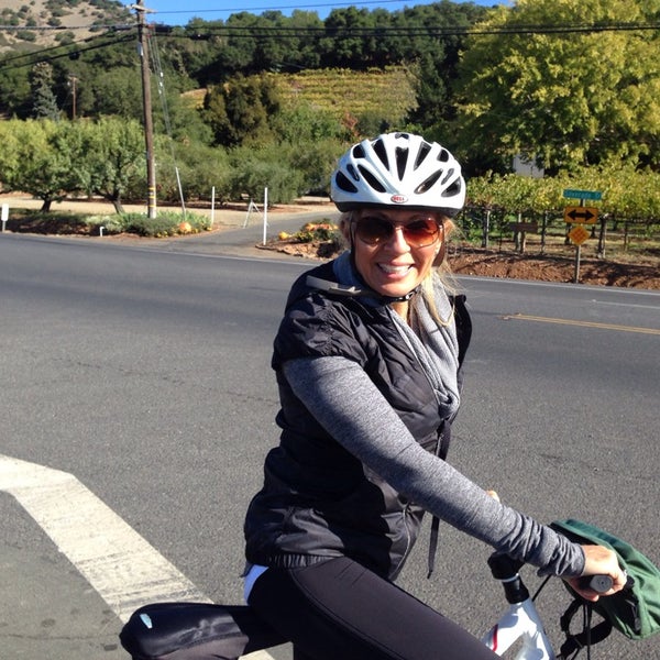 Photo taken at Napa Valley Bike Tours &amp; Rentals by Selma W. on 10/26/2014