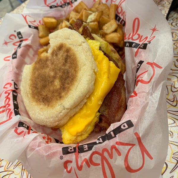 Photo taken at Ruby&#39;s Diner by Amy K. on 7/8/2019