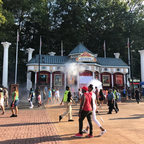 Photo taken at Six Flags Over Georgia by Serge J. on 9/29/2019
