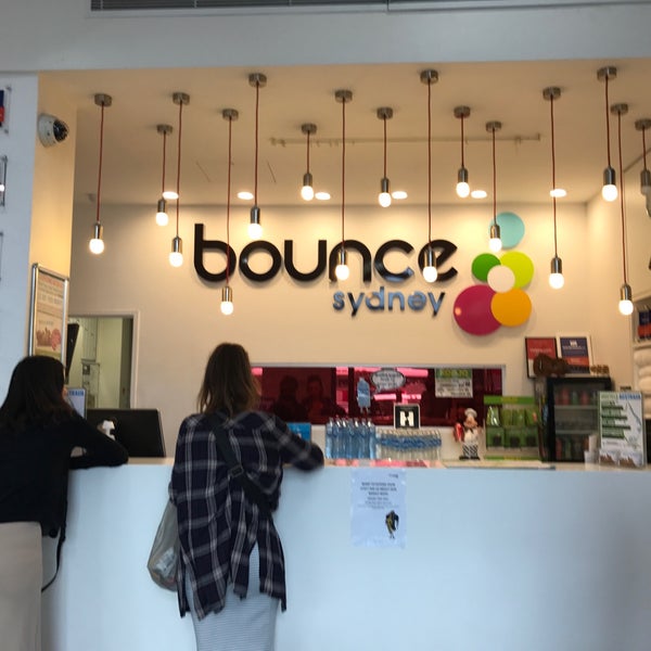 Снимок сделан в Bounce Sydney пользователем Morgan H. 5/4/2017