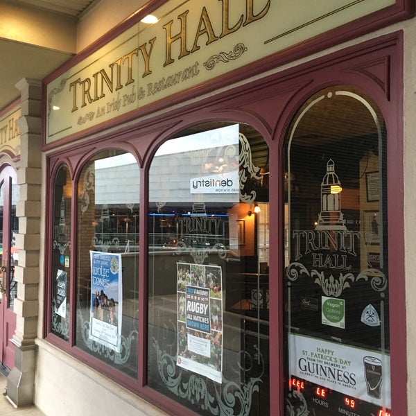 Foto tirada no(a) Trinity Hall Irish Pub and Restaurant por  ℋumorous em 1/16/2019
