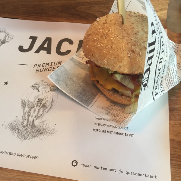 Photo taken at Jack Premium Burgers by Thomas R. on 4/30/2016