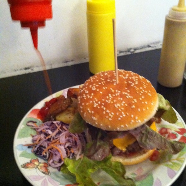 Photo taken at Rachel - Bagels &amp; Burgers by Caroline D. on 1/12/2013