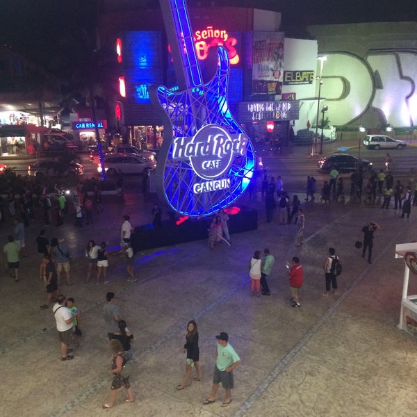 8/21/2016에 Karen C.님이 Forum Cancún에서 찍은 사진