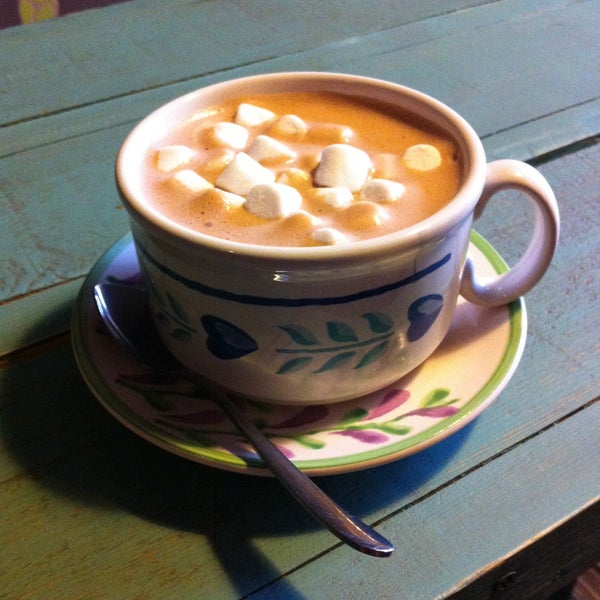 รูปภาพถ่ายที่ Кофе на кухне โดย Polina B. เมื่อ 4/21/2013