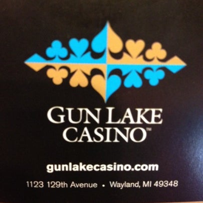 Photo prise au Gun Lake Casino par Vikki W. le11/10/2012